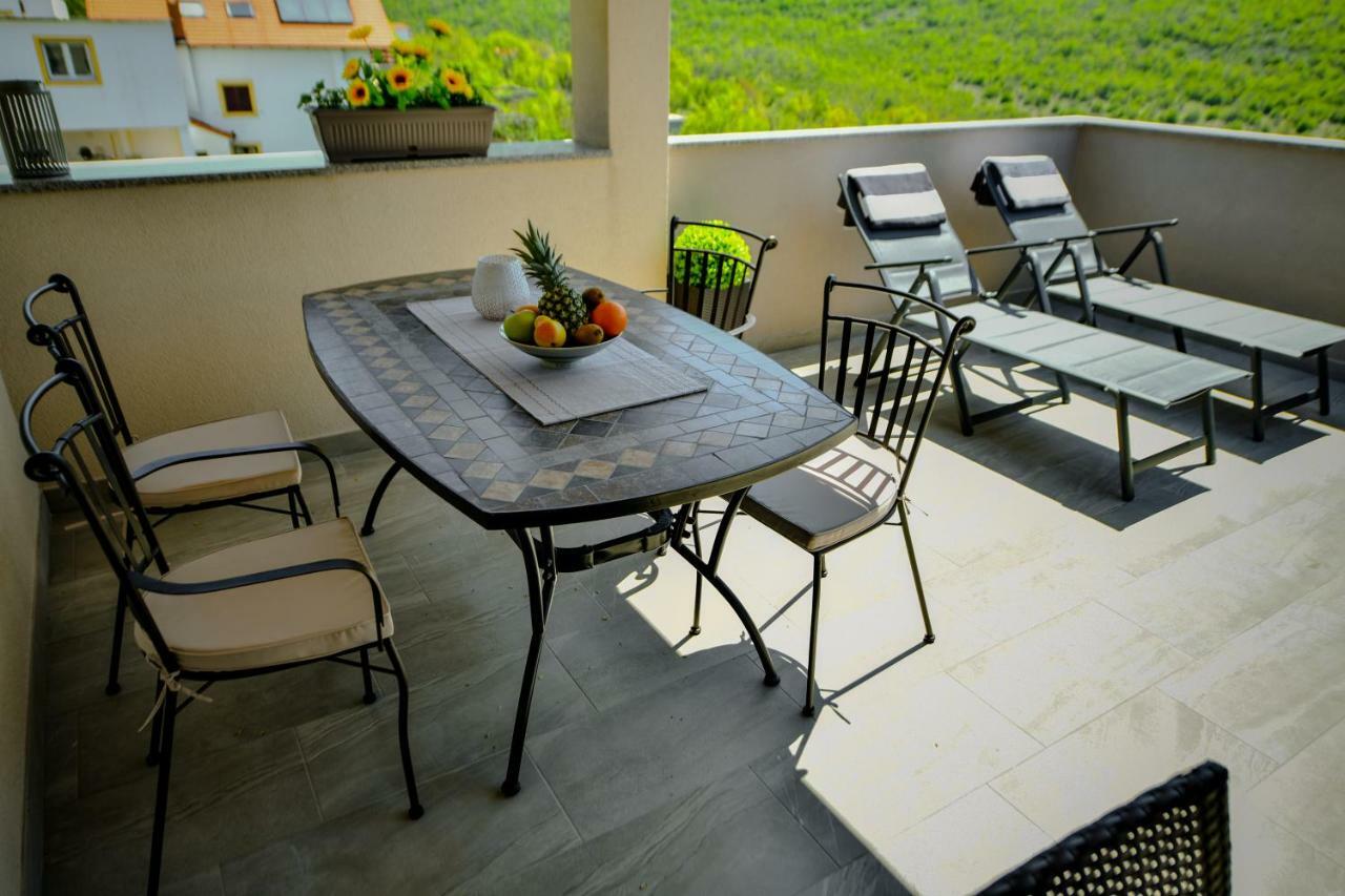 Cambi Lux Apartment Otok  Buitenkant foto