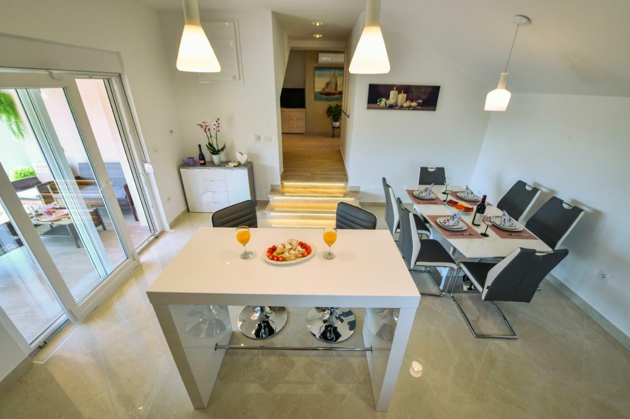 Cambi Lux Apartment Otok  Buitenkant foto