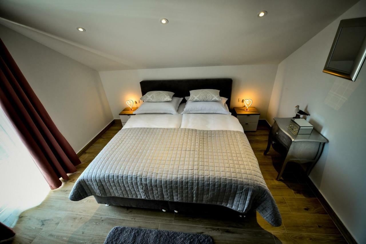 Cambi Lux Apartment Otok  Buitenkant foto