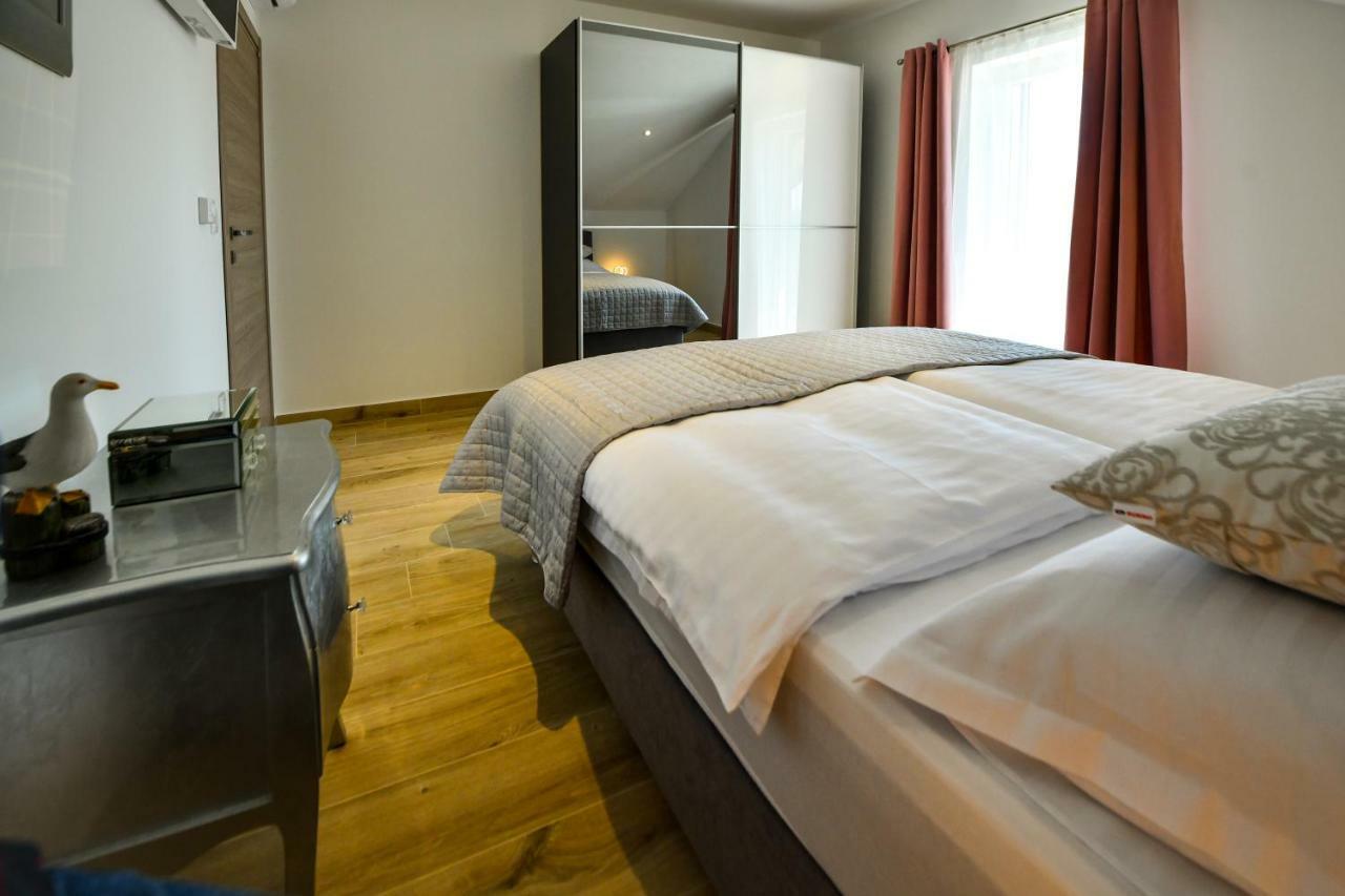 Cambi Lux Apartment Otok  Buitenkant foto